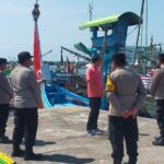 Personil Polda Jatim Kunjungi Pelabuhan Rakyat Muncar