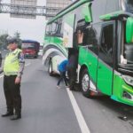 Kecelakaan Bus Rombongan SMK VS Truk di Tol Semarang, 3 Orang Luka-luka