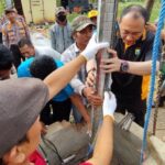 Warga Wongsorejo Semringah, Polresta Banyuwangi Buatkan Sumur Bor