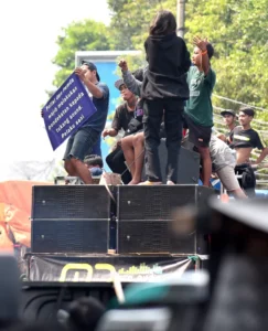 Buntut Aksi Demo yang Pecahkan Kaca dan Genteng Pemkab, Polresta Banyuwangi Periksa Pemilik Sound System