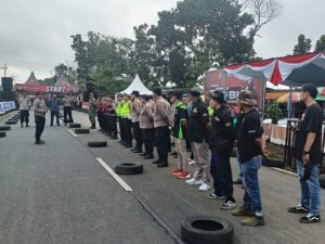 Apel Gabungan Polri-TNI Sukseskan Kapolresta Banyuwangi Cup Dragbike dalam Rangka Hari Bhayangkara Ke-78