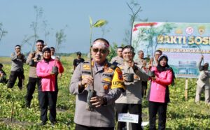 Langkah Polresta Banyuwangi: Sinergi Pariwisata dan Upaya Mitigasi Pemanasan Global