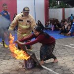 Latihan Mitigasi Kebakaran, Puluhan IRT di Banyuwangi Minimalisir Dampak