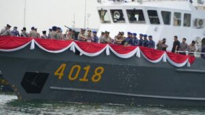 HUT ke-78 Bhayangkara, Polda Jawa Tengah Gelar Tabur Bunga di Laut