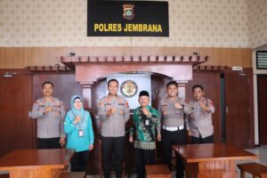 Kerjasama Kapolres Jembrana dan Panitia Haji Jembrana dalam Audiensi