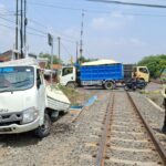 Kecelakaan di Perlintasan Rel Semarang, Kereta Api Argo Bromo Anggrek Tabrak Pick Up