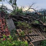 Angin Puting Beliung Sebabkan Kerusakan 62 Rumah di Banjarmangu Banjarnegara