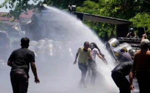 Buntut Kericuhan Pengundian Nomor, Dua Kubu Calon Kepala Daerah di Pekalongan Saling Melapor