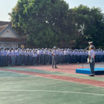 Kasat Lantas Polresta Banyumas Ingatkan Siswa Pentingnya Keselamatan Berkendara dalam Program Police Goes To School