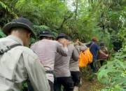 Polda Jateng Turunkan Brimob ke Wilayah Bencana Pekalongan dan Demak