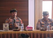 Meningkatkan Keterlibatan Warga, Kapolres Jembrana Gelar “Jumat Curhat” di Desa Melaya