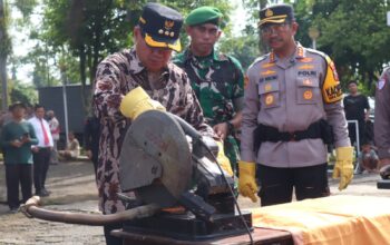 Polresta Banyumas Musnahkan Ribuan Knalpot Brong dan Miras Hasil Razia